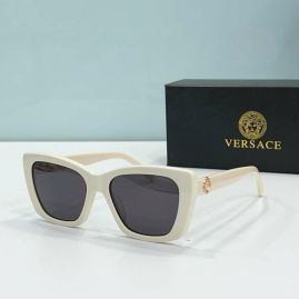 Picture of Versace Sunglasses _SKUfw55825930fw